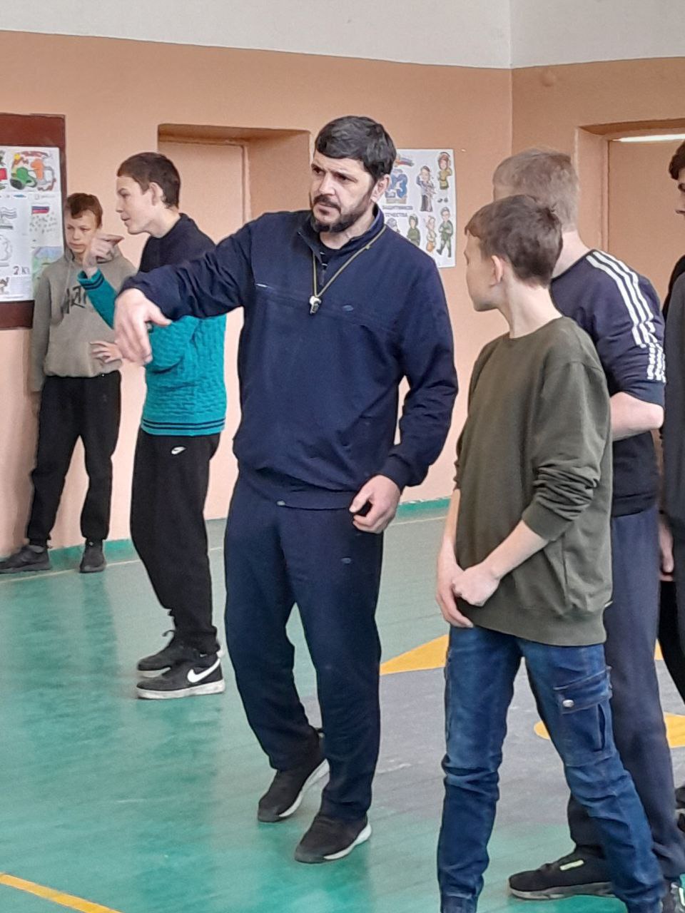 Соревнования посвященный Дню защитника Отечества состоялись в Константиновской школе.