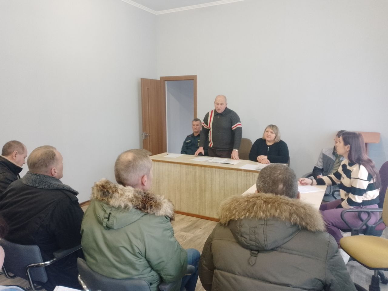 Большой прием граждан провели в Константиновке. На вопросы людей отвечали руководители района и поселения, правоохранительных органов и МЧС..
